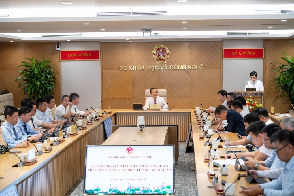 Bộ Khoa học và Công nghệ công bố 32 sản phẩm, giải pháp Make in Viet Nam. Ảnh: Minh Sơn